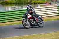 Vintage-motorcycle-club;eventdigitalimages;mallory-park;mallory-park-trackday-photographs;no-limits-trackdays;peter-wileman-photography;trackday-digital-images;trackday-photos;vmcc-festival-1000-bikes-photographs